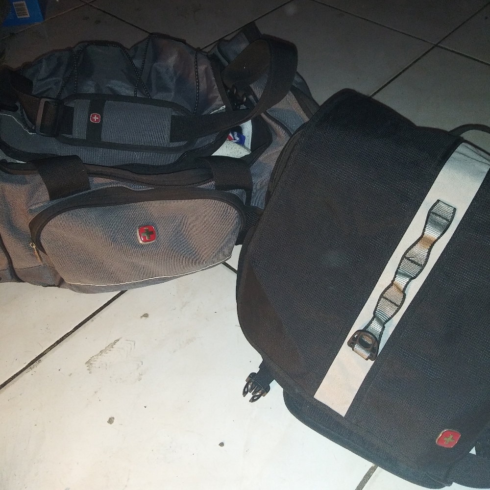 Swiss Army Duffle and Travel Bags